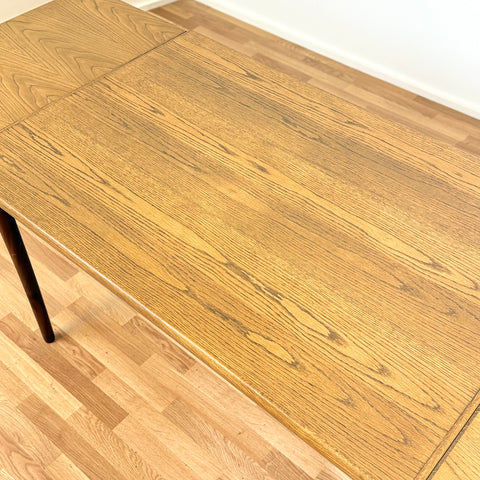 Dining table in teak in oak and teak, 1950s-60s, Denmark - Beyo Vintage