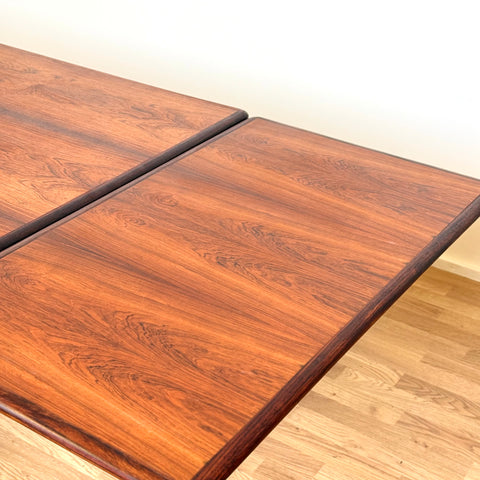 Dining table in rosewood, 1950s-60s, Denmark - Beyo Vintage