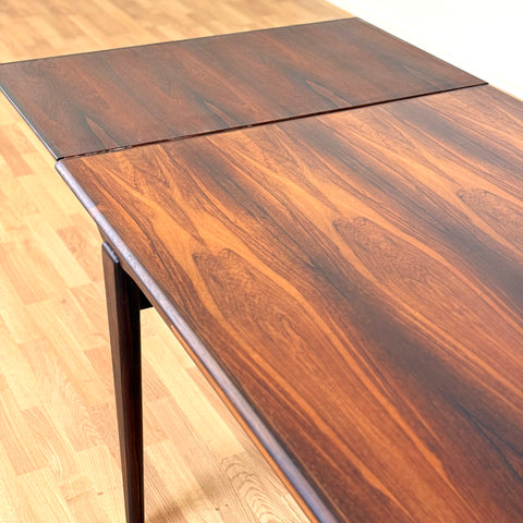 Dining table in santos rosewood, 1950s-60s - Beyo Vintage