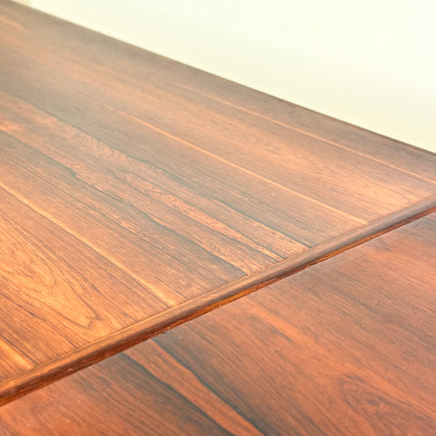 Dining table in santos rosewood, 1950s-60s - Beyo Vintage