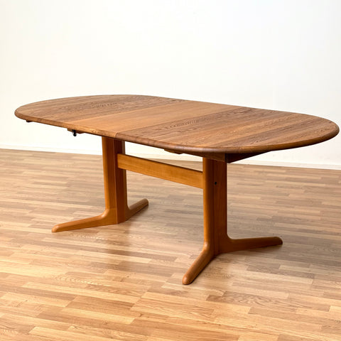 Dining table in solid oak by Skovby Møbelfabrik, Model 75, ca. 1980s, Denmark - Beyo Vintage