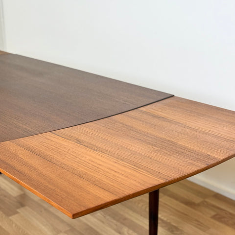 Dining table in teak, 1950s-60s, Denmark - Beyo Vintage