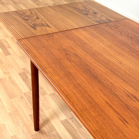 Dining table in teak, 1950s-60s,Denmark - Beyo Vintage