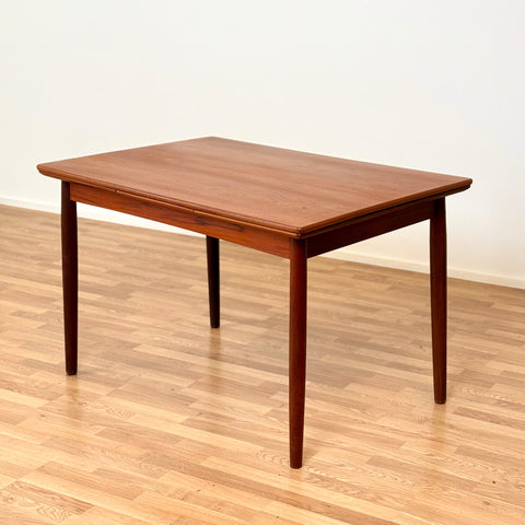 Dining table in teak, 1950s-60s, Denmark - Beyo Vintage