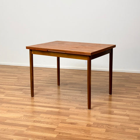 Dining table in teak, 1950s-60s, Denmark - Beyo Vintage