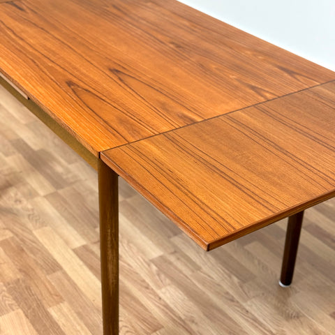 Dining table in teak, 1950s-60s, Denmark - Beyo Vintage