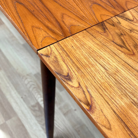 Dining table in teak, 1950s-60s, Denmark - Beyo Vintage