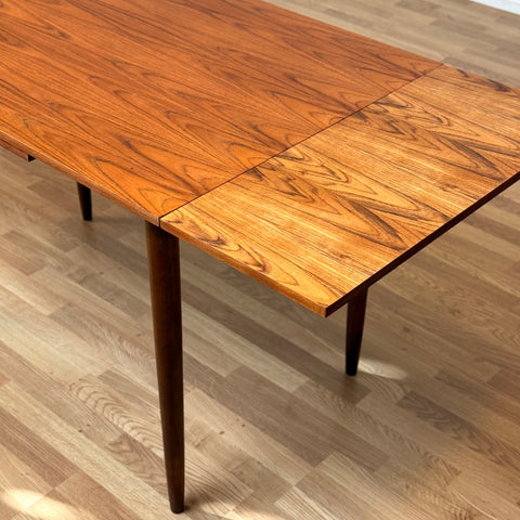 Dining table in teak, 1950s-60s, Denmark - Beyo Vintage