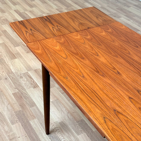 Dining table in teak, 1950s-60s, Denmark - Beyo Vintage