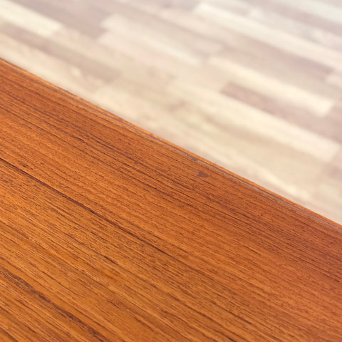 Dining table in teak, 1950s-60s, Denmark - Beyo Vintage