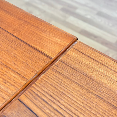 Dining table in teak, 1950s-60s, Denmark - Beyo Vintage