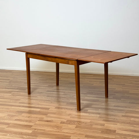 Dining table in teak, 1950s-60s, Denmark - Beyo Vintage