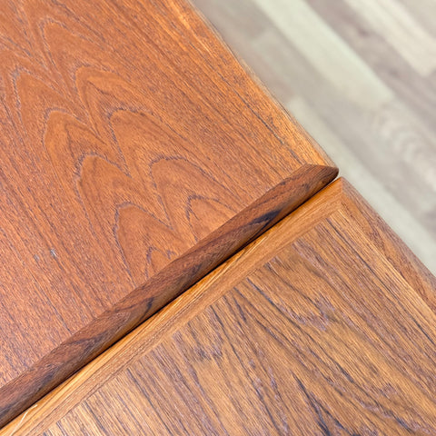 PRICE Dining table in teak, 1950s-60s, Denmark - Beyo Vintage