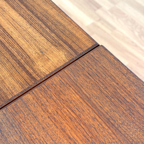 PRICE Dining table in teak, 1950s-60s, Denmark - Beyo Vintage
