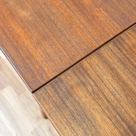 PRICE Dining table in teak, 1950s-60s, Denmark - Beyo Vintage