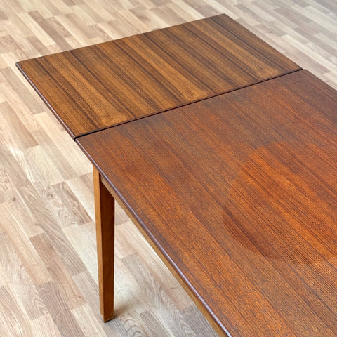 PRICE Dining table in teak, 1950s-60s, Denmark - Beyo Vintage
