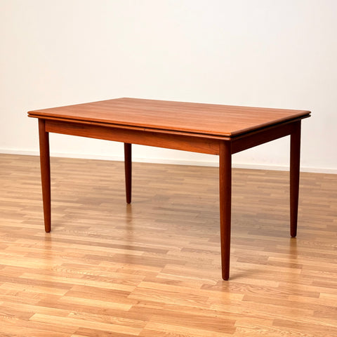 PRICE Dining table in teak, 1950s-60s, Denmark - Beyo Vintage