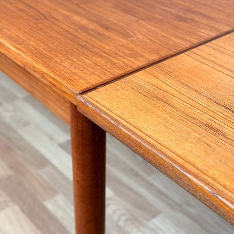 PRICE Dining table in teak, 1950s-60s, Denmark - Beyo Vintage