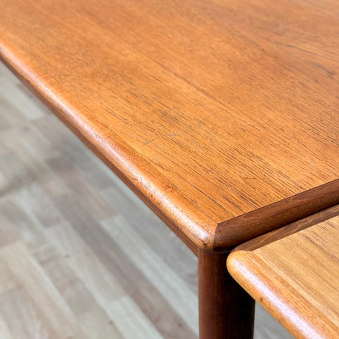 PRICE Dining table in teak, 1950s-60s, Denmark - Beyo Vintage