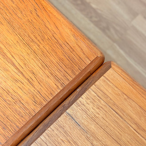 PRICE Dining table in teak, 1950s-60s, Denmark - Beyo Vintage