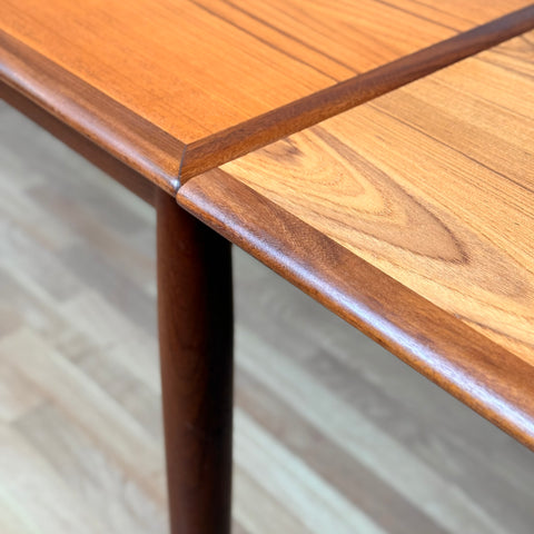 Dining table in teak, 1950s-60s, Denmark