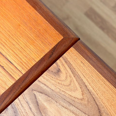 Dining table in teak, 1950s-60s, Denmark