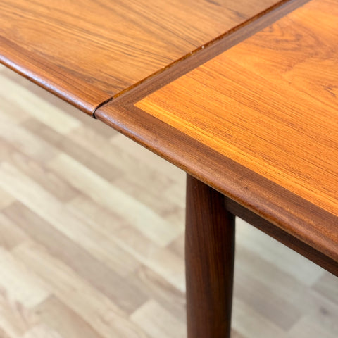 Dining table in teak, 1950s-60s, Denmark