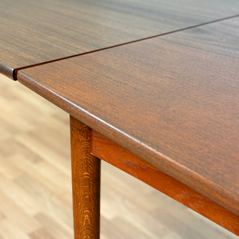 Dining table in teak, 1950s-60s, Denmark