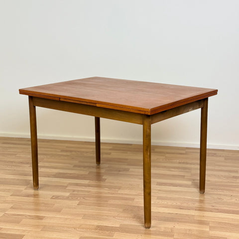 Dining table in teak, 1950s-60s, Sweden - Beyo Vintage