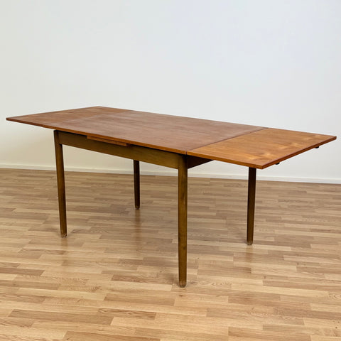 Dining table in teak, 1950s-60s, Sweden - Beyo Vintage