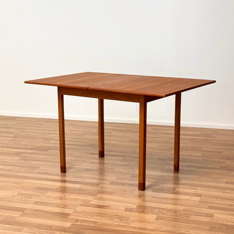 Dining table in teak and oak by Børge Mogensen, 1950s-60s, Denmark - Beyo Vintage