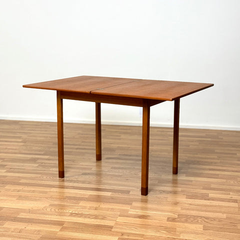 Dining table in teak and oak by Børge Mogensen, 1950s-60s, Denmark - Beyo Vintage