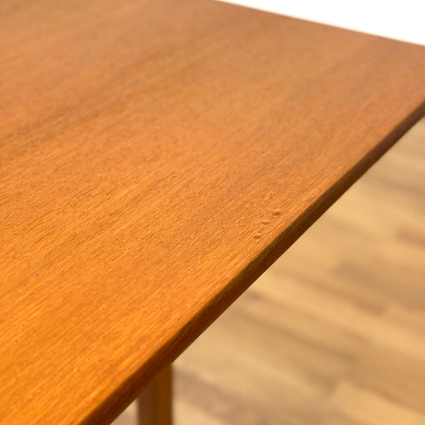 Dining table in teak and oak by Børge Mogensen, 1950s-60s, Denmark - Beyo Vintage