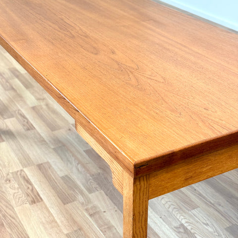 Dining table in teak and oak by Børge Mogensen, 1950s-60s, Denmark - Beyo Vintage