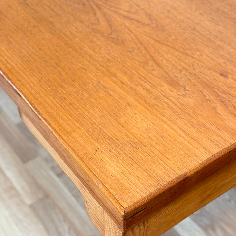 Dining table in teak and oak by Børge Mogensen, 1950s-60s, Denmark - Beyo Vintage