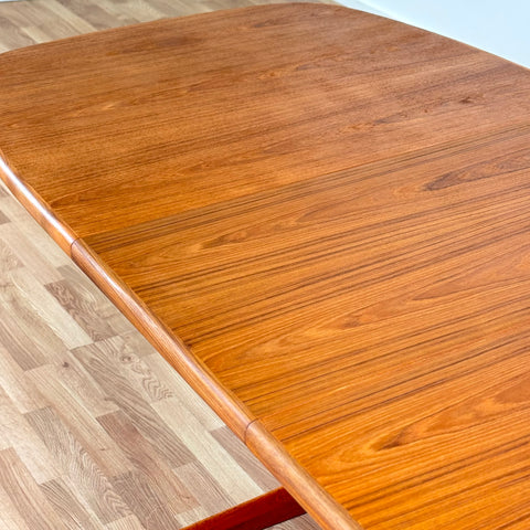 Dining table in teak by Skovby Møbelfabrik, Model 74, 1950s-60s, Denmark - Beyo Vintage