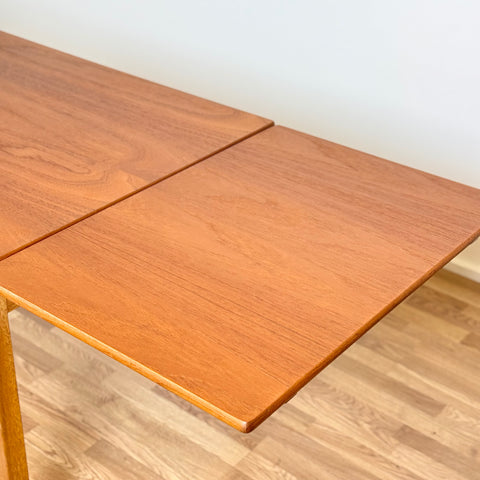 Dining table in teak/oak by EJ Mobler, 1950s-60s, Denmark - Beyo Vintage