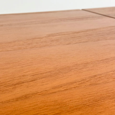 Dining table in teak/oak by EJ Mobler, 1950s-60s, Denmark - Beyo Vintage