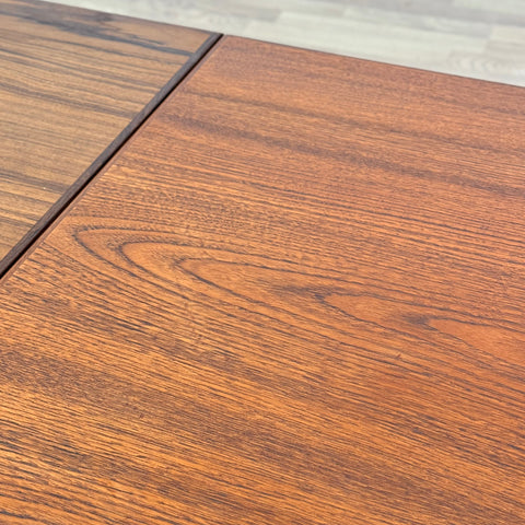 Dining table in teak with 2 ext boards, 1950s-60s, Denmark - Beyo Vintage