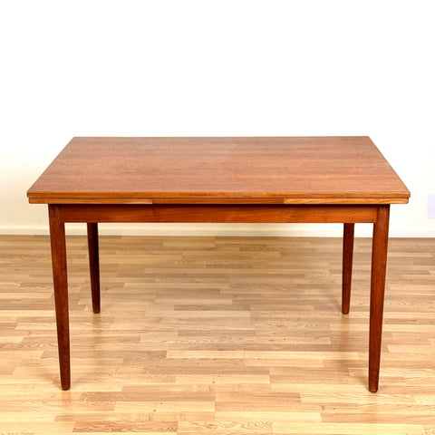 Dining table in teak with 2 extensions, 1950s-60s, Sweden - Beyo Vintage