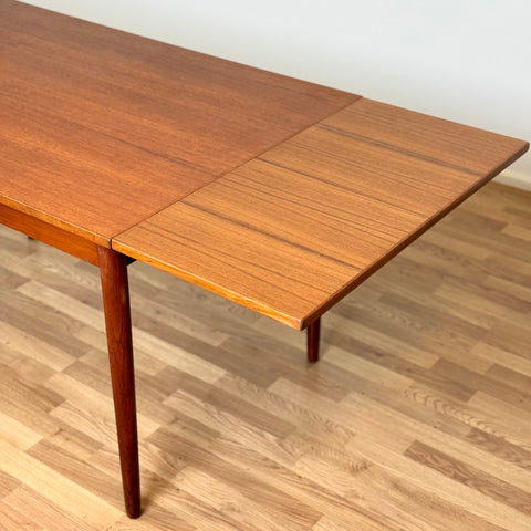 Dining table in teak with 2 extensions, 1950s-60s, Sweden - Beyo Vintage