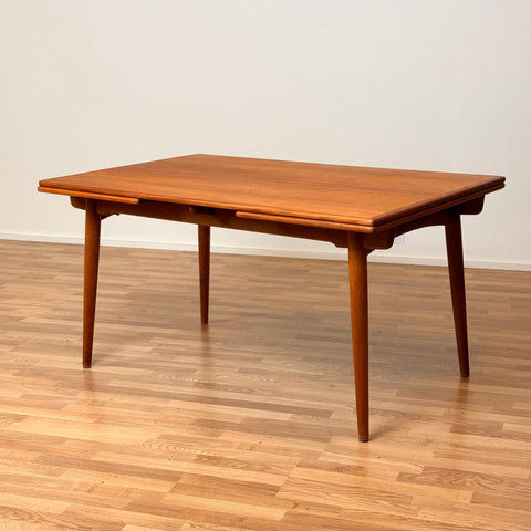 Dining table model 'AT-312' in teak by Hans J. Wegner and Andreas Tuck, 1950s-60s, Denmark - Beyo Vintage