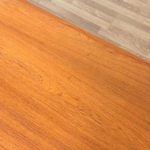 Dining table model 'AT-312' in teak by Hans J. Wegner and Andreas Tuck, 1950s-60s, Denmark - Beyo Vintage