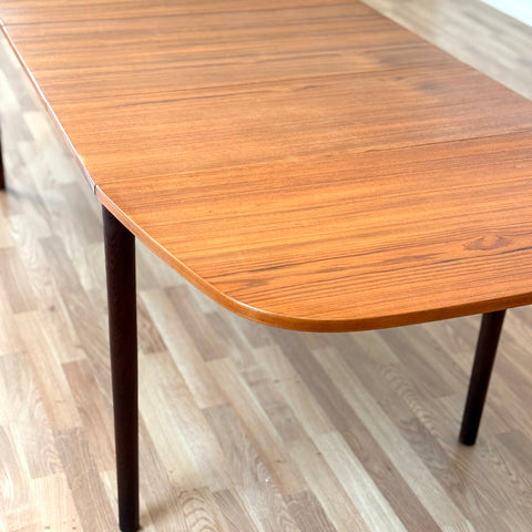 Dining table with 4 extensions "Arne Vodder", 1950s-60s, Denmark - Beyo Vintage