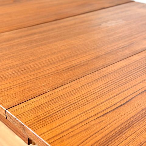 Dining table with 4 extensions "Arne Vodder", 1950s-60s, Denmark - Beyo Vintage