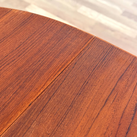 Dining table with 4 extensions, "Arne Vodder", 1950s-60s, Denmark - Beyo Vintage