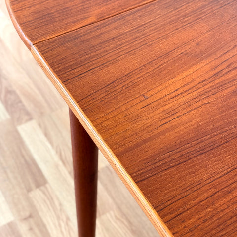 Dining table with 4 extensions, "Arne Vodder", 1950s-60s, Denmark - Beyo Vintage