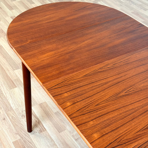 Dining table with 4 extensions, "Arne Vodder", 1950s-60s, Denmark - Beyo Vintage