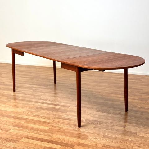 Dining table with 4 extensions, "Arne Vodder", 1950s-60s, Denmark - Beyo Vintage