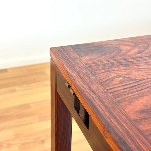 Dining table with 4 extensions by Vejle møbelfabrik, 1950s-60s, Denmark - Beyo Vintage